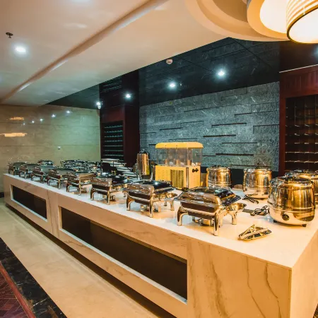 Jingcheng Hotel (Linyi Tongda Road Taisheng Square)