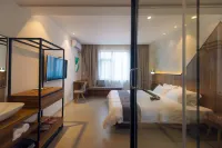Peanut Studio & Hotel