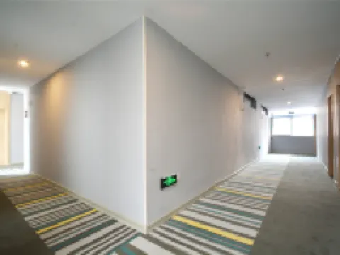 Ba tian Holiday Hotel (Zhengzhou Xinzheng International Airport) Hotels in Xinzheng