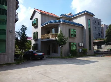 Wuchuan Yueyawan Hotel Отели рядом с достопримечательностью «Chenlanbin Former Residence»