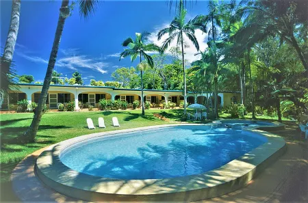 Villa Marine Holiday Apartments Cairns