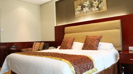 Penglai Huaxi Hotel