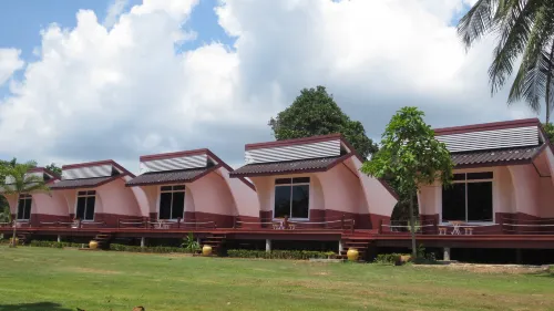 โลมทะเลรีสอร์ท ตราด