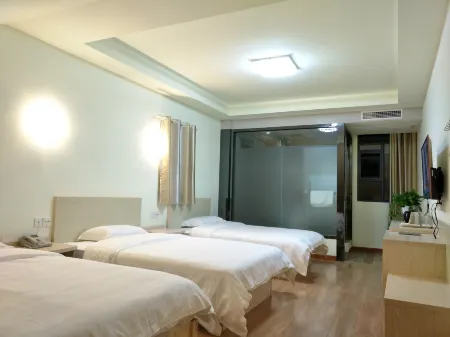 Cheng Yuan Express Hotel Отели рядом с достопримечательностью «Yuanfu Wanning Palace»