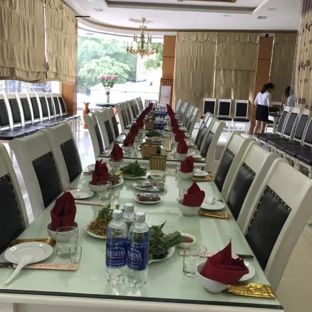 Van Giang Hotel