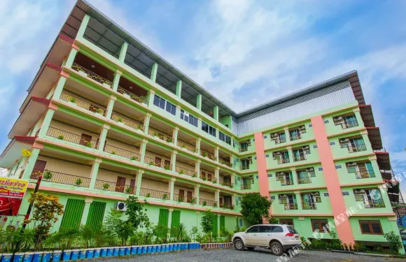 尖竹汶查薩旺酒店