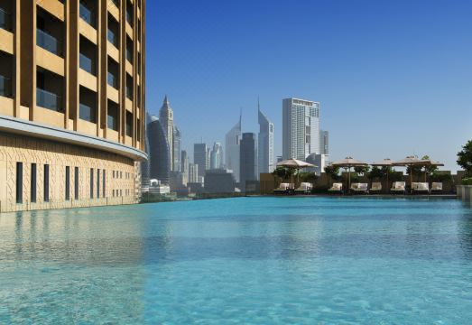 2. 켐핀스키 센트럴..