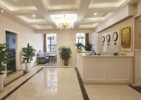 Guang'an Mingzufeng Leisure Homestay