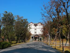 Mengxun Huahai Haichao Folk Village