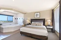 Comfort Inn on Raglan