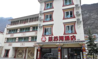 Laisu River Wenhua Theme Hotel