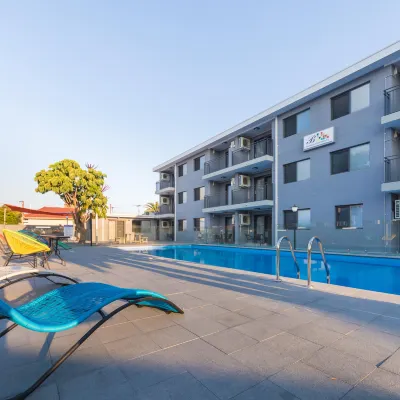 Batavia Apartments Hotels near North Perth