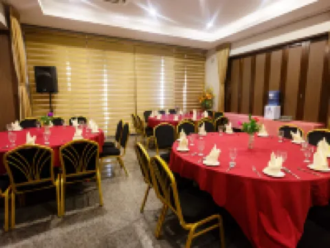 โรงแรม 56 โรงแรมในกูชิง