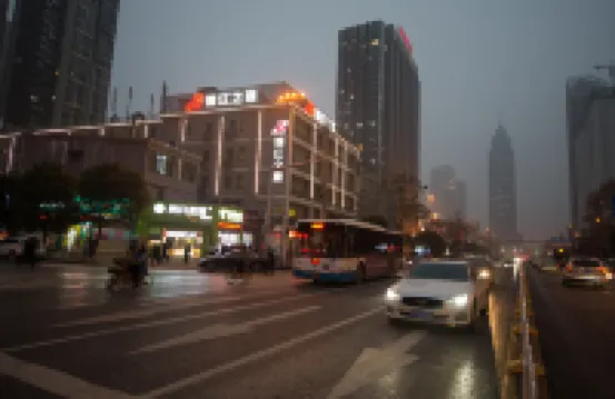 Jinjiang Inn (Wuhan Lingjiaohu Wanda) Hotels in Wuhan
