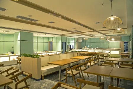 Shuiyuecheng Hotel Отели рядом с достопримечательностью «University of Three Gorges - Faculty of Science»