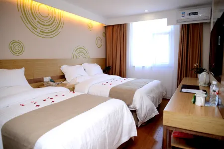 GreenTree Inn Select Hotel (Beijing Capital Airport Terminal 3) Отели рядом с достопримечательностью «Songzhuang Art Community»