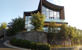 Jinshuo Holiday Hotel