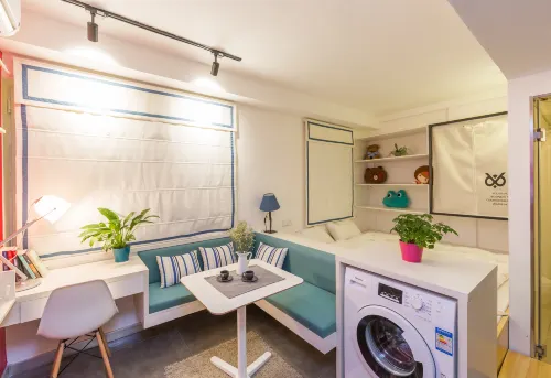 Smart Bear Hotel (Dalian Railway Station Zhongshan Square Subway Station Branch)