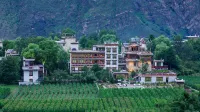 Xiyue Mijing Hotel Hotels in Danba
