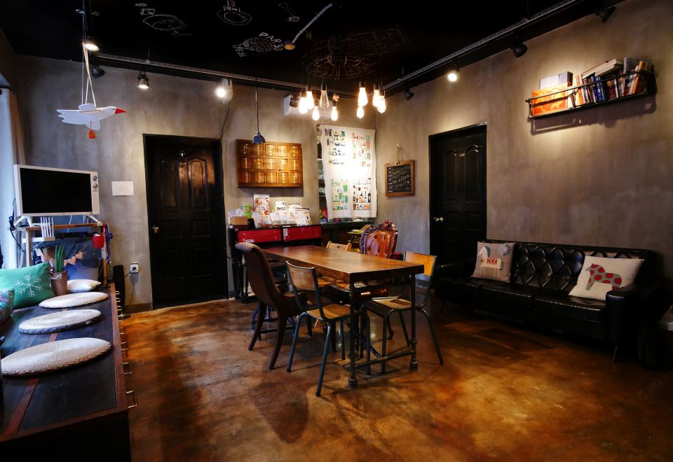 3. 투투 하우스..