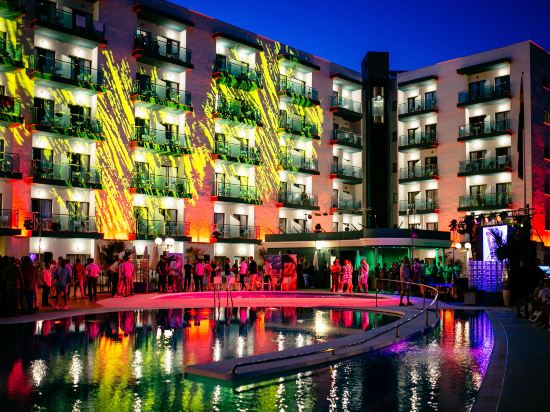 10 Best Hotels near El Gato Lounge, Torremolinos 2023 | Trip.com