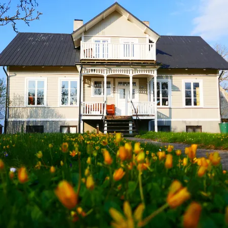 Three Pheasants Boutique Bed and Breakfast