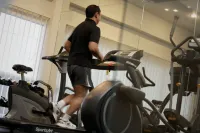 BATIQA Hotel & Apartments Karawang - Gym