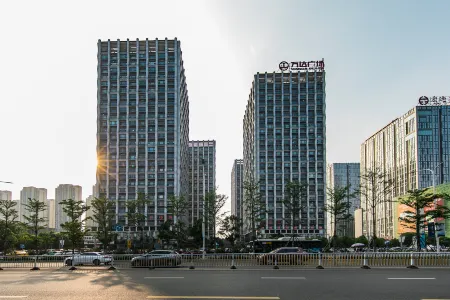 Fuzhou Modern Crown Hotel (Cangshan Wanda Branch) Отели рядом с достопримечательностью «Jinshan College of Fujian Agriculture and Forestry University»