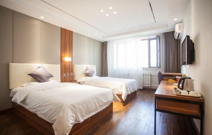Haitang Hotel (Heihe Railway Street Shop)