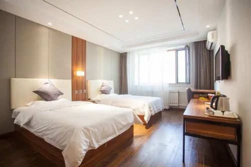 Haitang Hotel (Heihe Railway Street Shop)