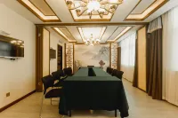 Blue Magpie Hotel