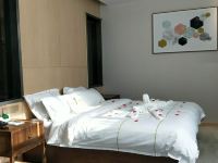 五河宜景生态酒店 - 高级大床房