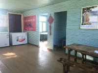 Arctic Village Snowman Chalet