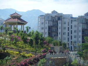 Miyi Tuanbaoshan Kangyang Center Accommodation