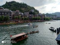 镇远杏花雨客栈 - 家庭A二卧室一厅河景阳台房