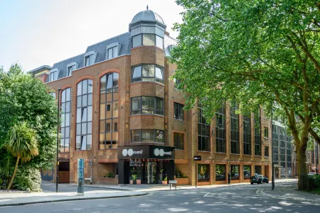 Room2 Southampton Hometel Отели в г. Нетли