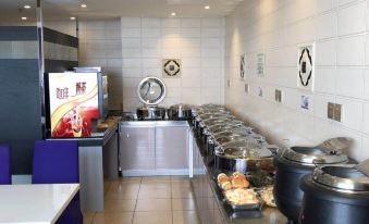 GreenTree Inn (Nantong Tongzhou District Century Avenue Jianghai Huangdu Branch)