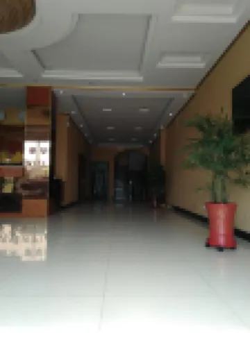 Shopping Mall Nansi Hotel