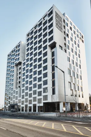 Royal Emporium Incheon Отели рядом с достопримечательностью «Incheon Coastal Passenger Terminal»