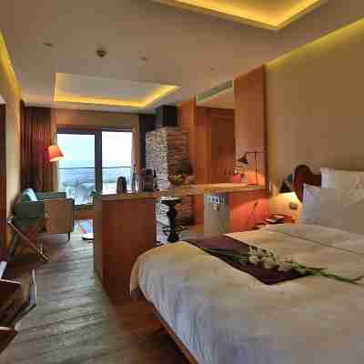Ariana Sustainable Luxury Lodge Rooms