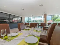 Grand Kata VIP - Kata Beach Отели рядом с достопримечательностью «Большой Будда»
