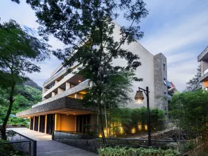 安吉雲半間 · 野奢度假飯店