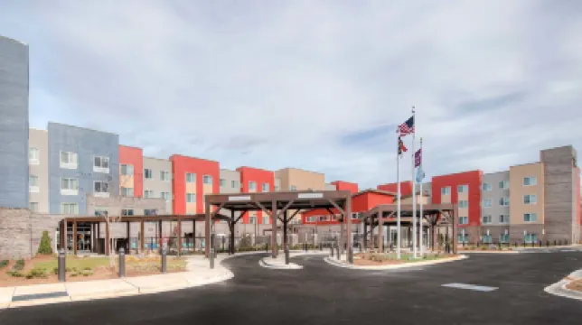 Fairfield Inn & Suites Charlotte Airport Hotels in der Nähe von Museum Billy Graham Library