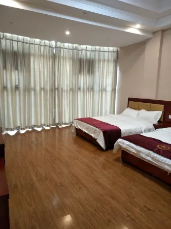 Lantian Business Hotel Отели рядом с достопримечательностью «Yunju (Cloud Home) Mountain»