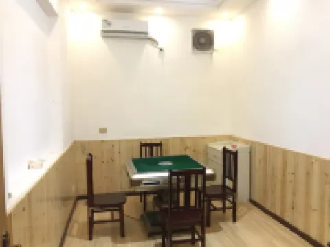 Tongzi Songkan Quanqin Hotel