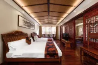 Fenghuang Ancient Town Boutique Hotel（ Heart of the ancient town Unobstructed 180° front river view） - balcón