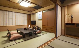 Yamatoya Honten Ryokan Osaka