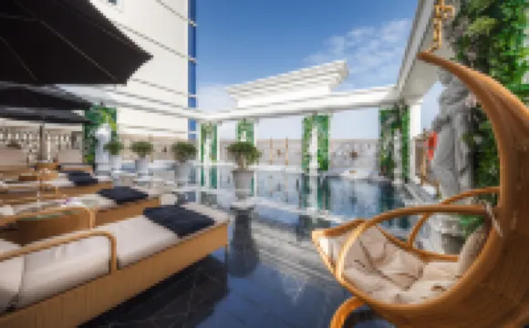 Monarque Hotel Danang