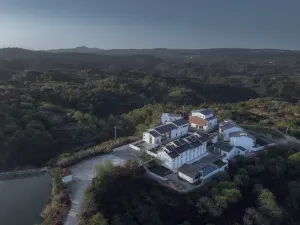 Lost Villa