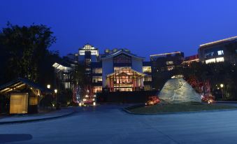 Sheenjoy Hotel - Housity